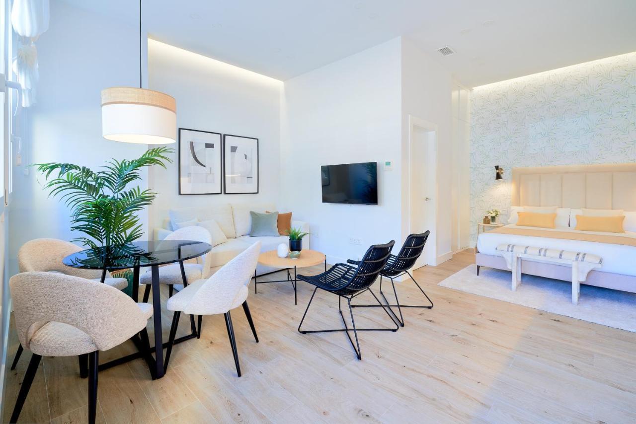 Apartamento Lofts Parque De Huelin Málaga Exterior foto